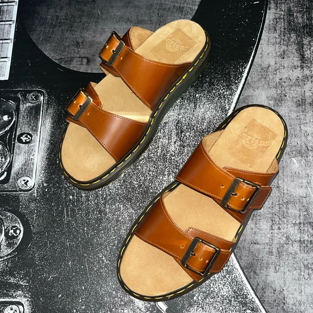 NEW Dr. Martens Sandal
